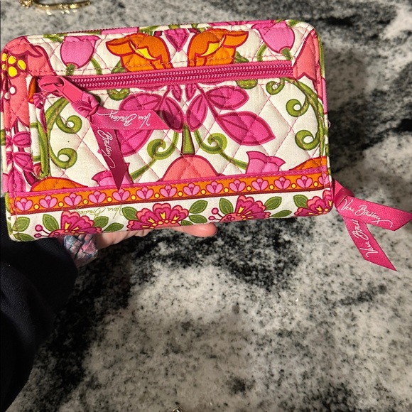 Vera Bradley Lilli Bell Turnlock Wallet Retired Pattern‎ Pink Cream Soft Light - Picture 3 of 6